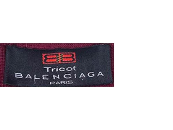 Double-B Emblem Tags label